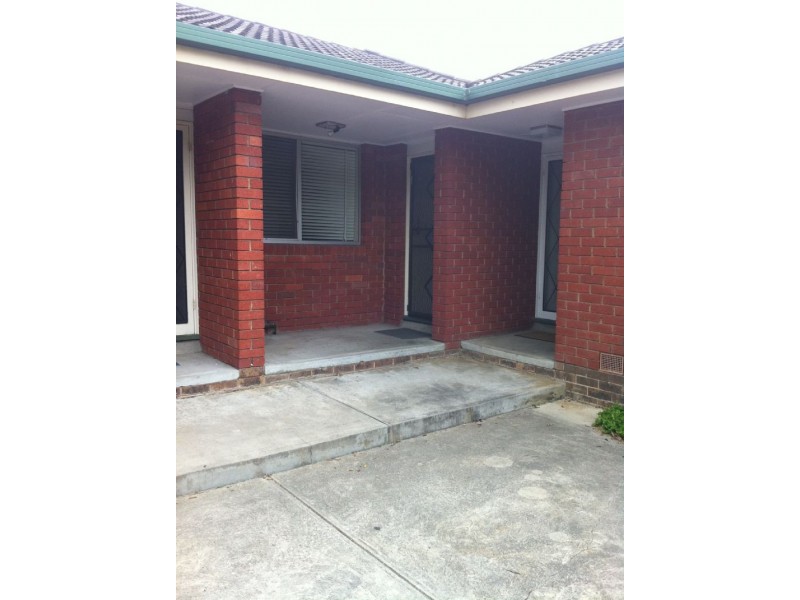 2/139 East Street, Glenroy VIC 3046