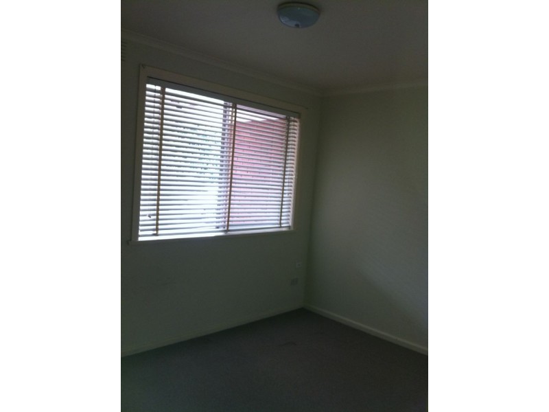 2/139 East Street, Glenroy VIC 3046