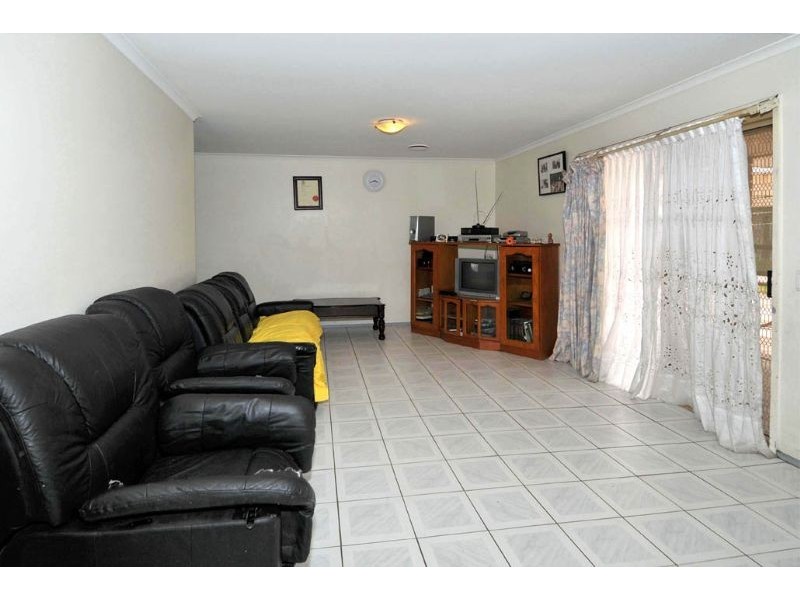 19 Woods Close, Meadow Heights VIC 3048