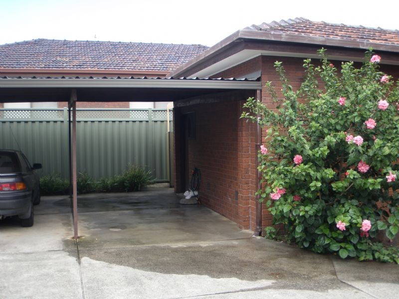1/22 Balloan Street, Coburg VIC 3058