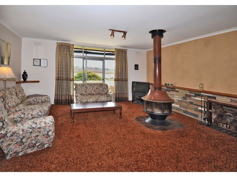 28 Centre Way, Glenroy VIC 3046
