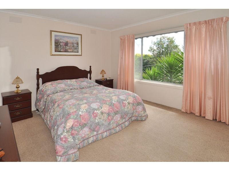 28 Centre Way, Glenroy VIC 3046