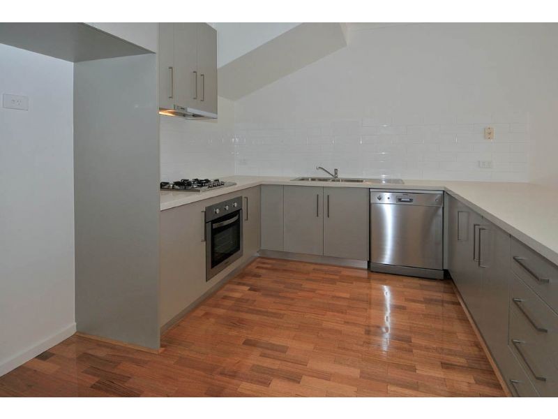 2 & 3/58 Snell Grove, Oak Park VIC 3046