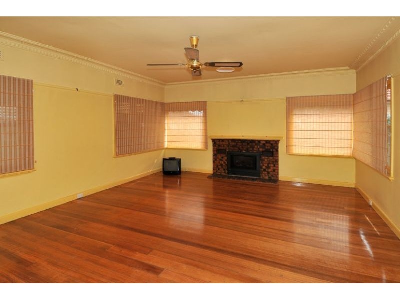 57 Plumpton Avenue, Glenroy VIC 3046