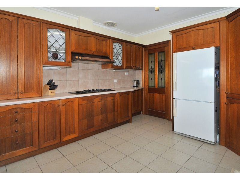 23 Loongana Avenue, Glenroy VIC 3046