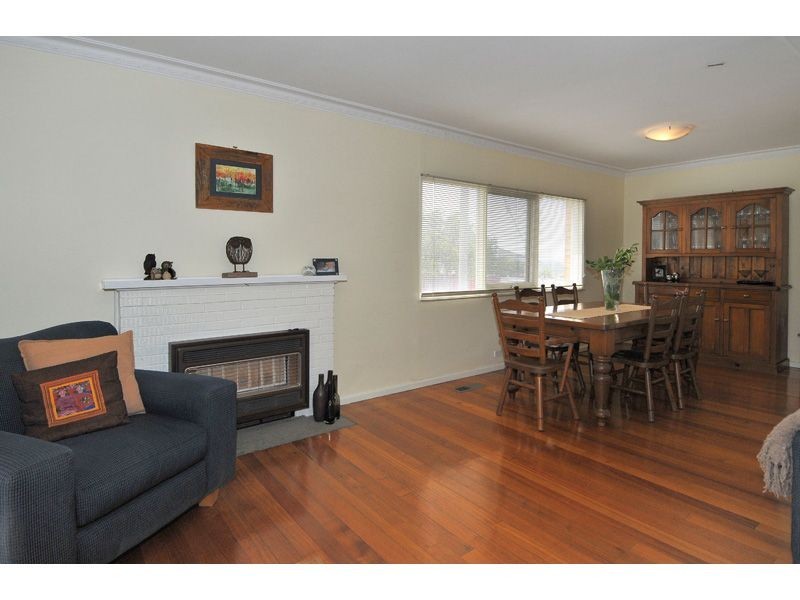 23 Loongana Avenue, Glenroy VIC 3046