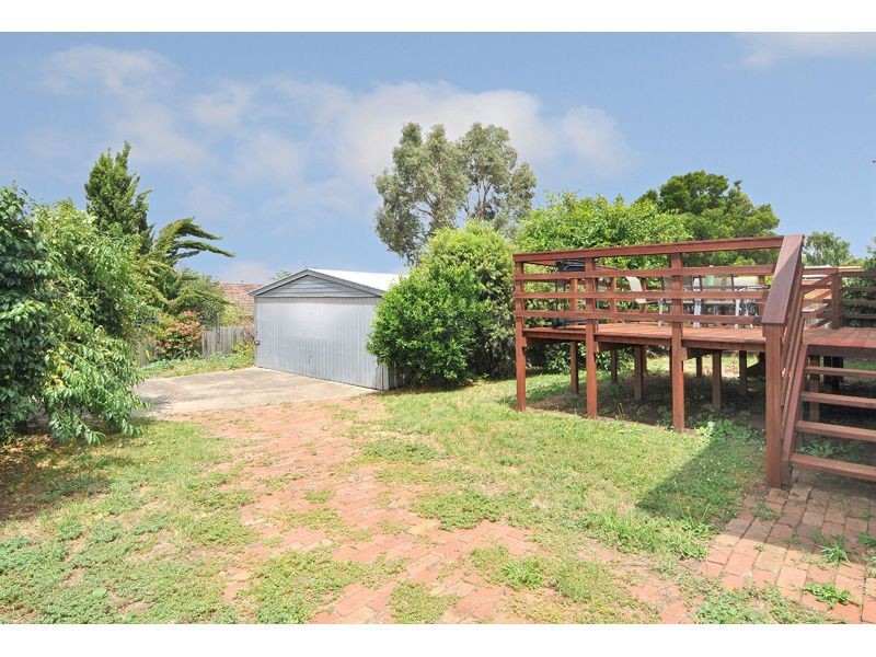 23 Loongana Avenue, Glenroy VIC 3046