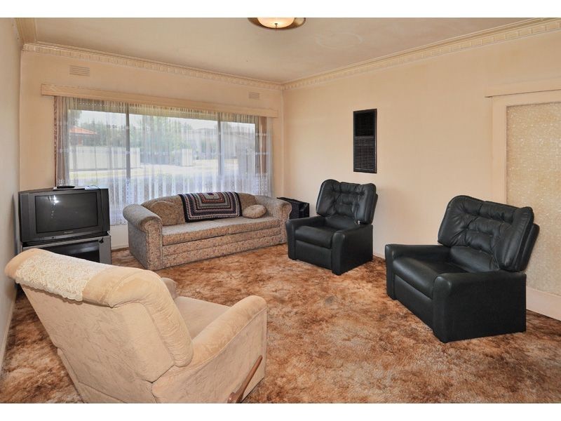 14 Corrigan Street, Glenroy VIC 3046