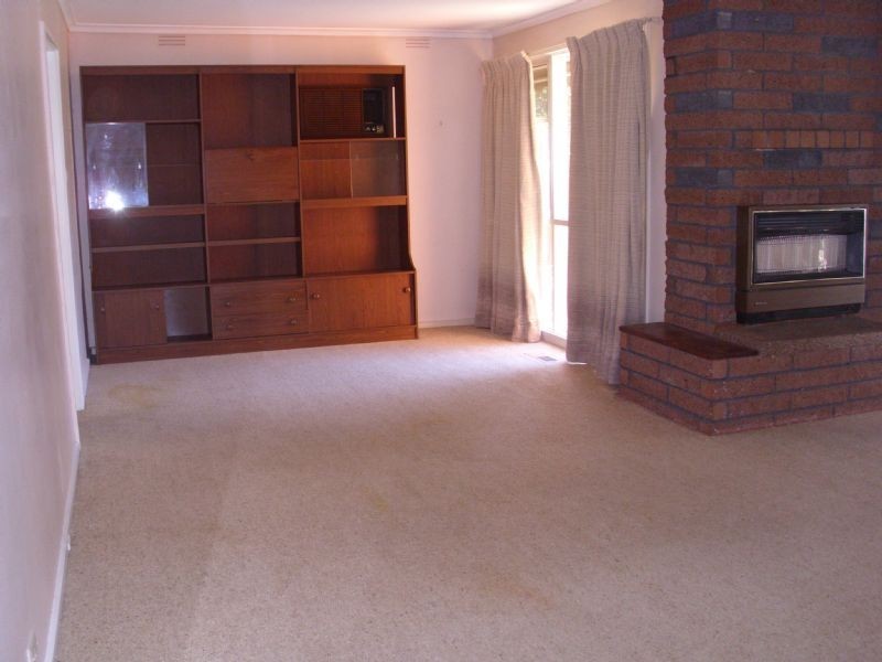 17 Valdoone Court, Oak Park VIC 3046