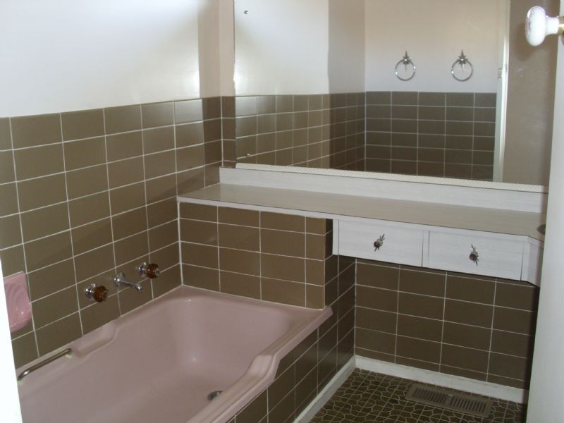 17 Valdoone Court, Oak Park VIC 3046