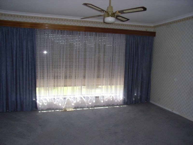 246 West Street, Glenroy VIC 3046