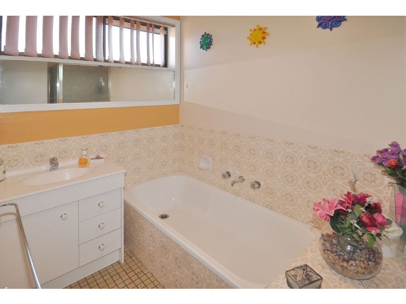 12/2-6 Chapman Avenue, Glenroy VIC 3046