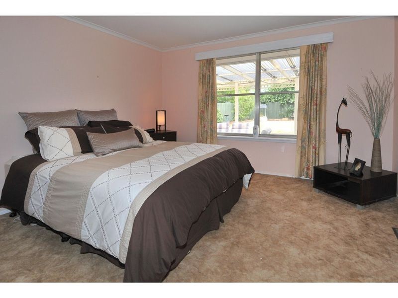 16 Ripplebrook Drive, Broadmeadows VIC 3047