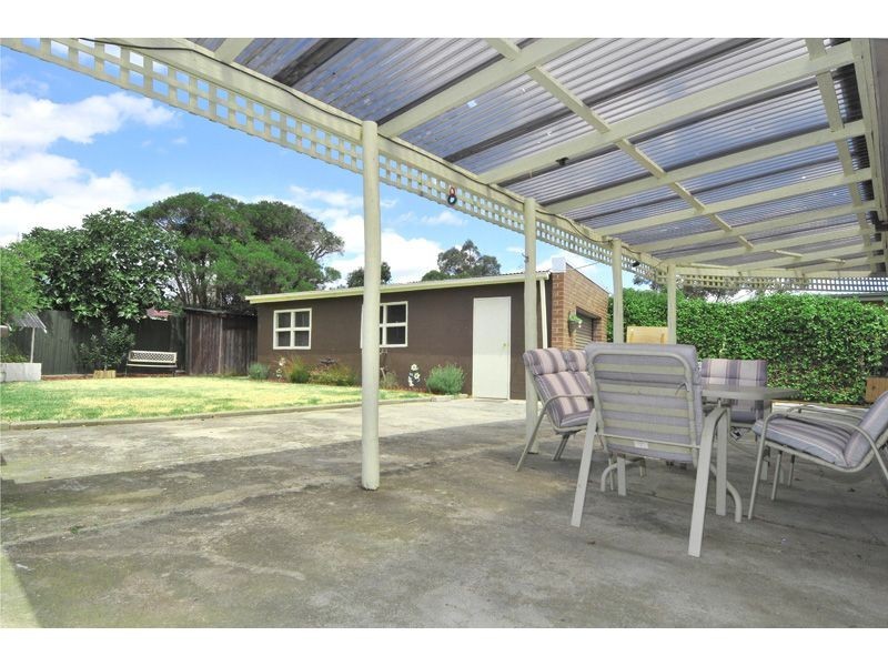 16 Ripplebrook Drive, Broadmeadows VIC 3047