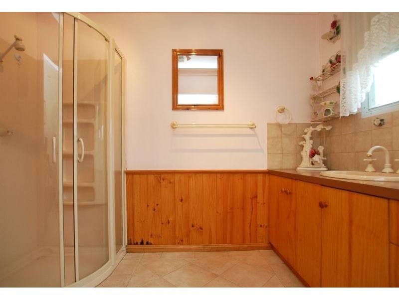 4 Pella Court, Coolaroo VIC 3048