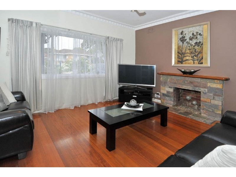 17 Electric Avenue, Glenroy VIC 3046