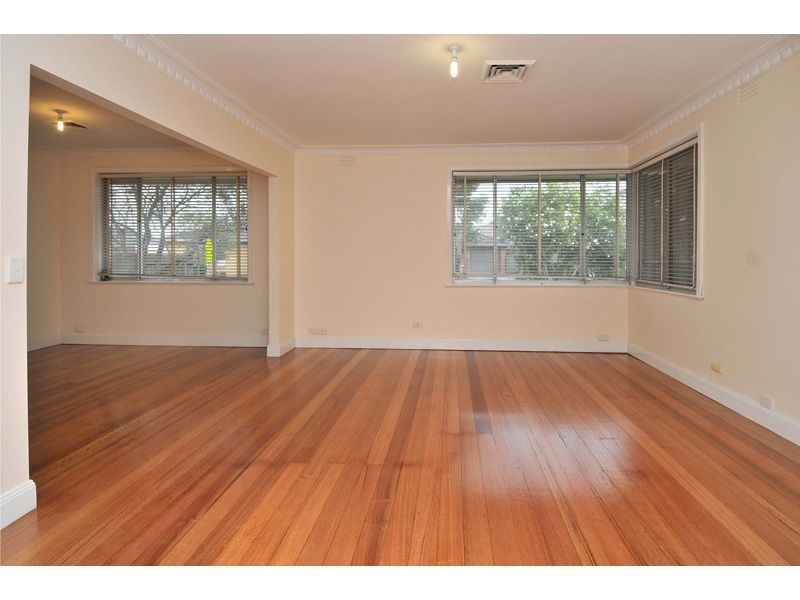 24 Logan Street, Glenroy VIC 3046