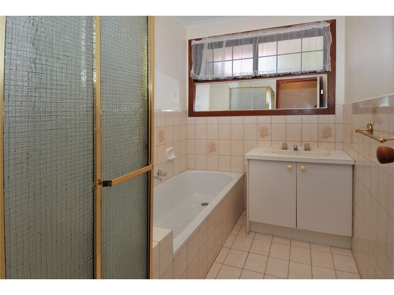 2/105 Glenroy Road, Glenroy VIC 3046