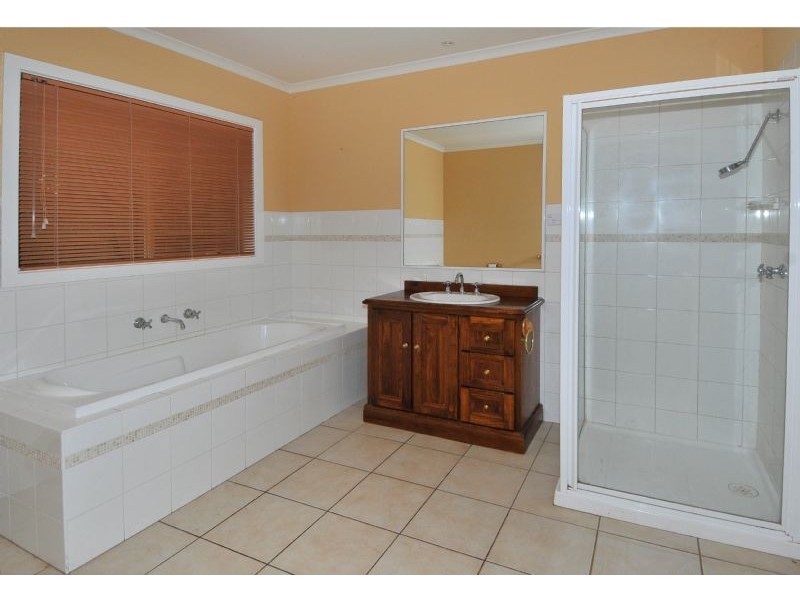 21A Edgar Street, Hadfield VIC 3046
