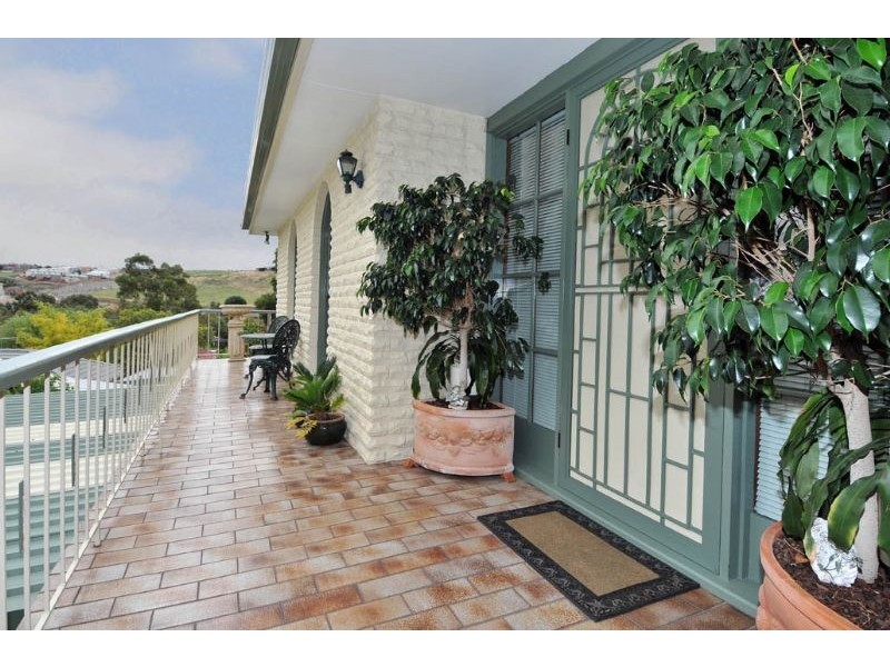 17 Centre Way, Glenroy VIC 3046