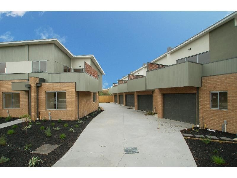 8/11 Oxley Court, Broadmeadows VIC 3047