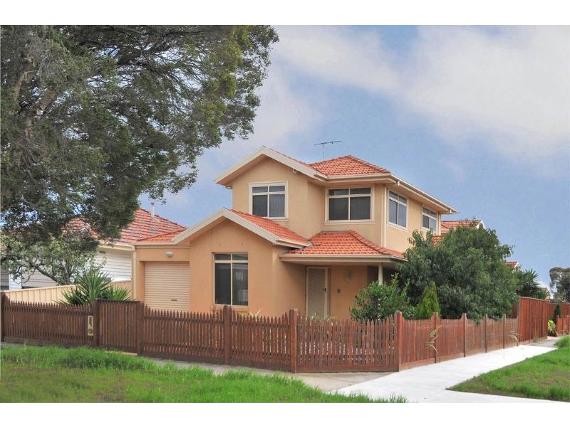 52 Westgate Street, Pascoe Vale South VIC 3044