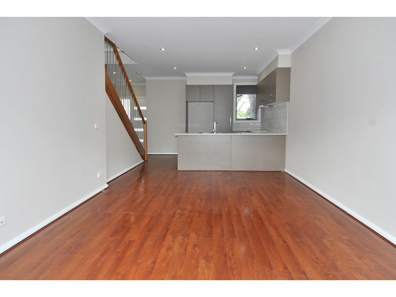3/11 Sadie Street, Glenroy VIC 3046