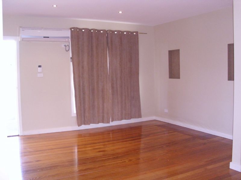 1/84 View Street, Glenroy VIC 3046