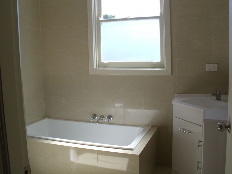 1/84 View Street, Glenroy VIC 3046