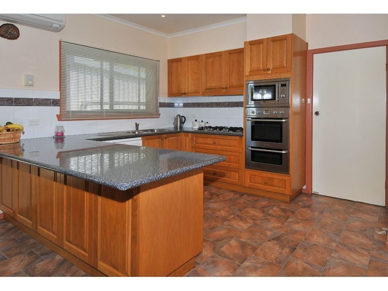 5 Warana Court, Glenroy VIC 3046