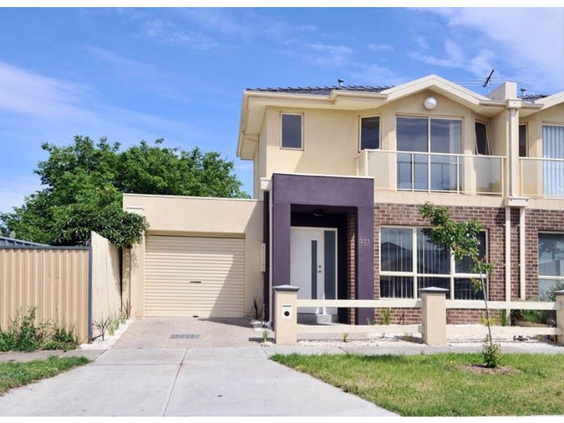 121 Justin Avenue, Glenroy VIC 3046