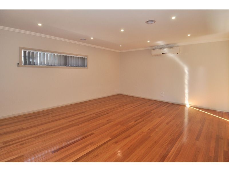 1/3 Ila Street, Glenroy VIC 3046