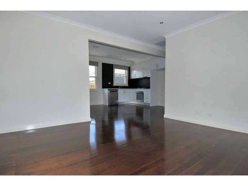 1/4 Howard Court, Glenroy VIC 3046