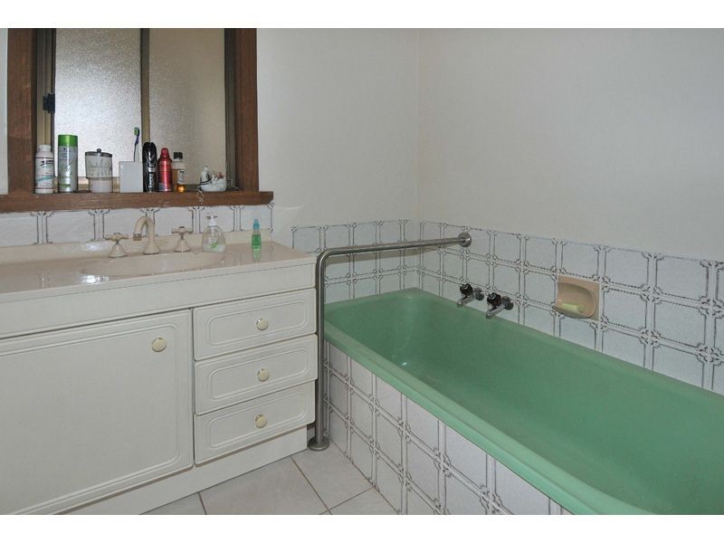 17 Exeter Street, Hadfield VIC 3046