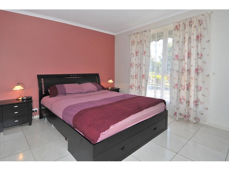 142 Ripplebrook Drive, Broadmeadows VIC 3047