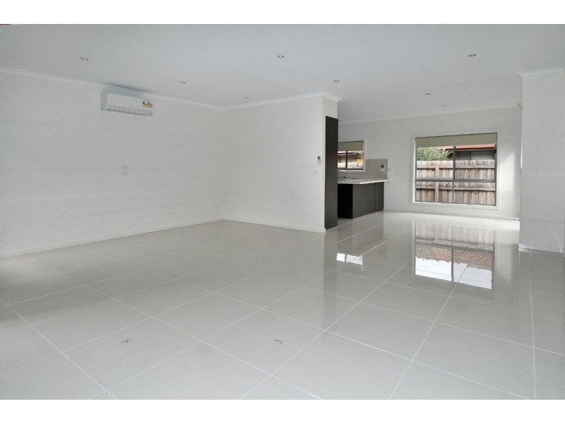 4/11 Apsley Street, Glenroy VIC 3046