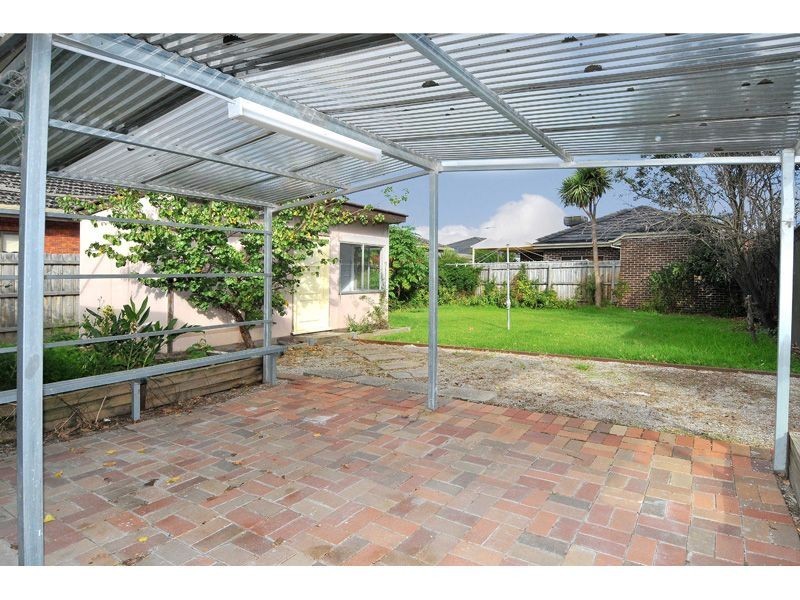 25 Rhodes Parade, Pascoe Vale VIC 3044