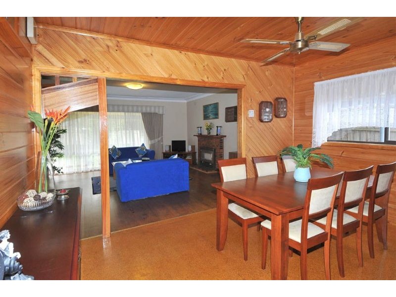 9 Edith Street, Oak Park VIC 3046