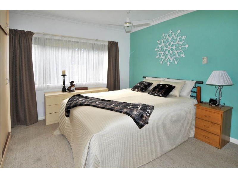 9 Edith Street, Oak Park VIC 3046