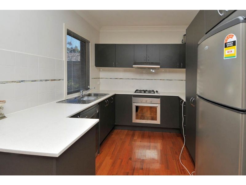 4/16 Pascoe Street, Pascoe Vale VIC 3044