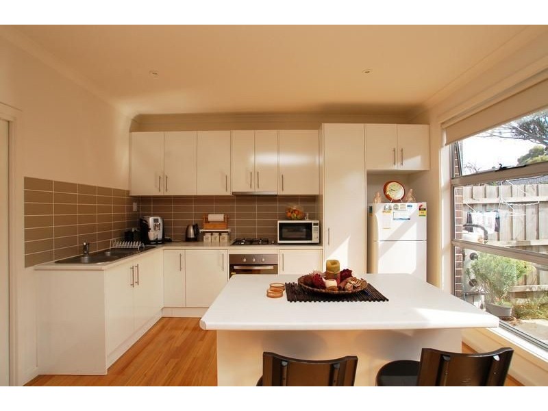 2/48 William Street, Glenroy VIC 3046
