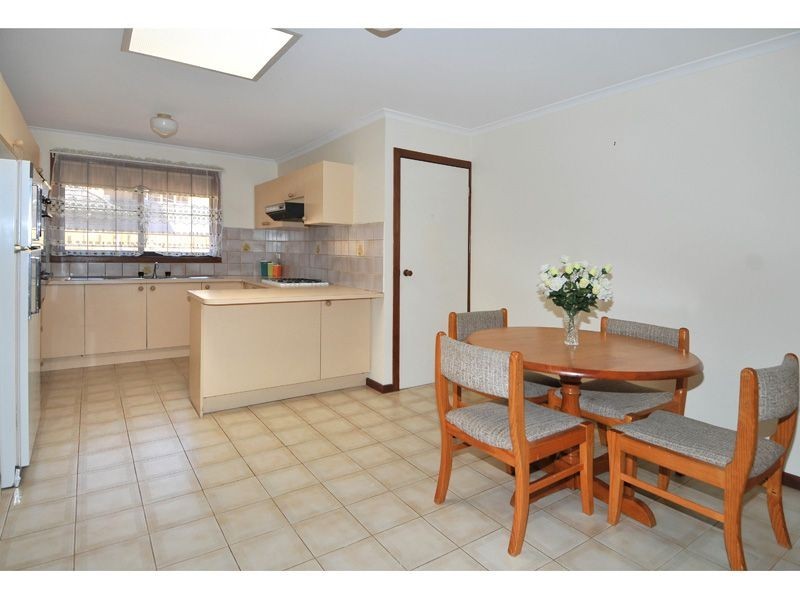 2/105 Glenroy Road, Glenroy VIC 3046