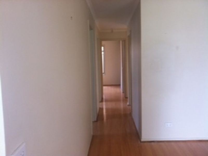 11 Northleigh Avenue, Craigieburn VIC 3064