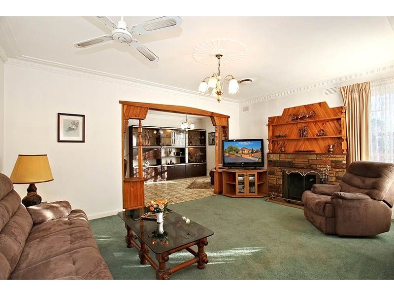 19 Samson Street, Hadfield VIC 3046