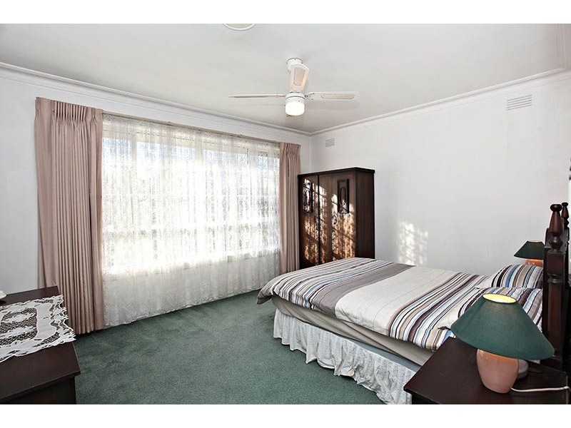 19 Samson Street, Hadfield VIC 3046