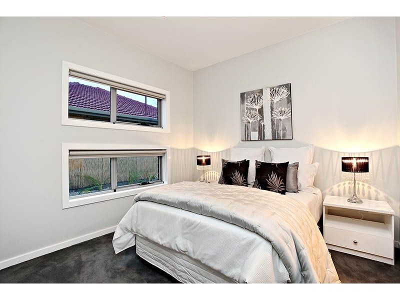 2/30 Langton Street, Glenroy VIC 3046