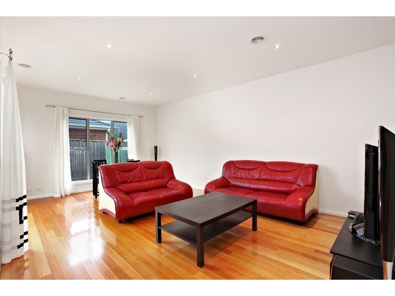 3/2 Shepherd Street, Glenroy VIC 3046