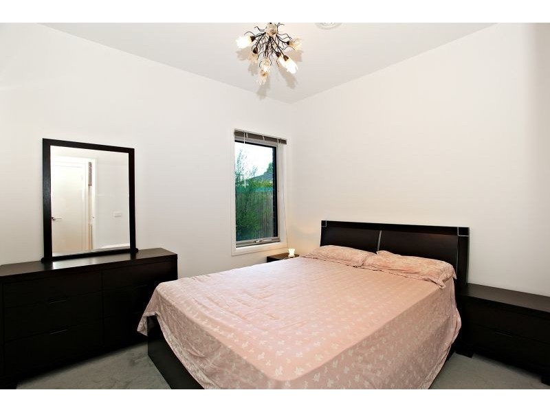 3/2 Shepherd Street, Glenroy VIC 3046