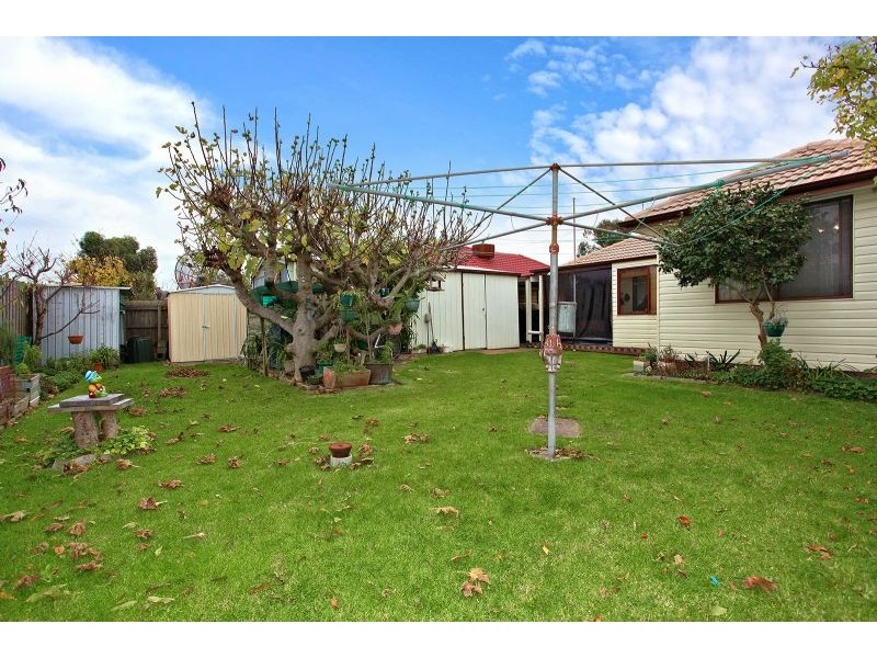 25 Middle Street, Hadfield VIC 3046