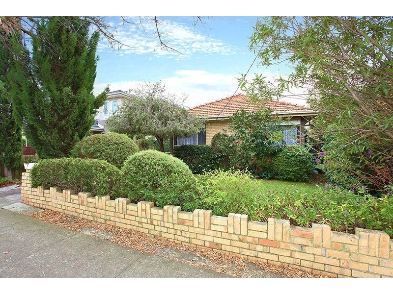 4 Devon Road, Pascoe Vale VIC 3044